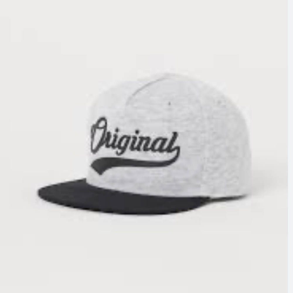 BNWOT H&M “ORIGINAL” BABY BASEBALL CAP SIZE 6 MONTHS